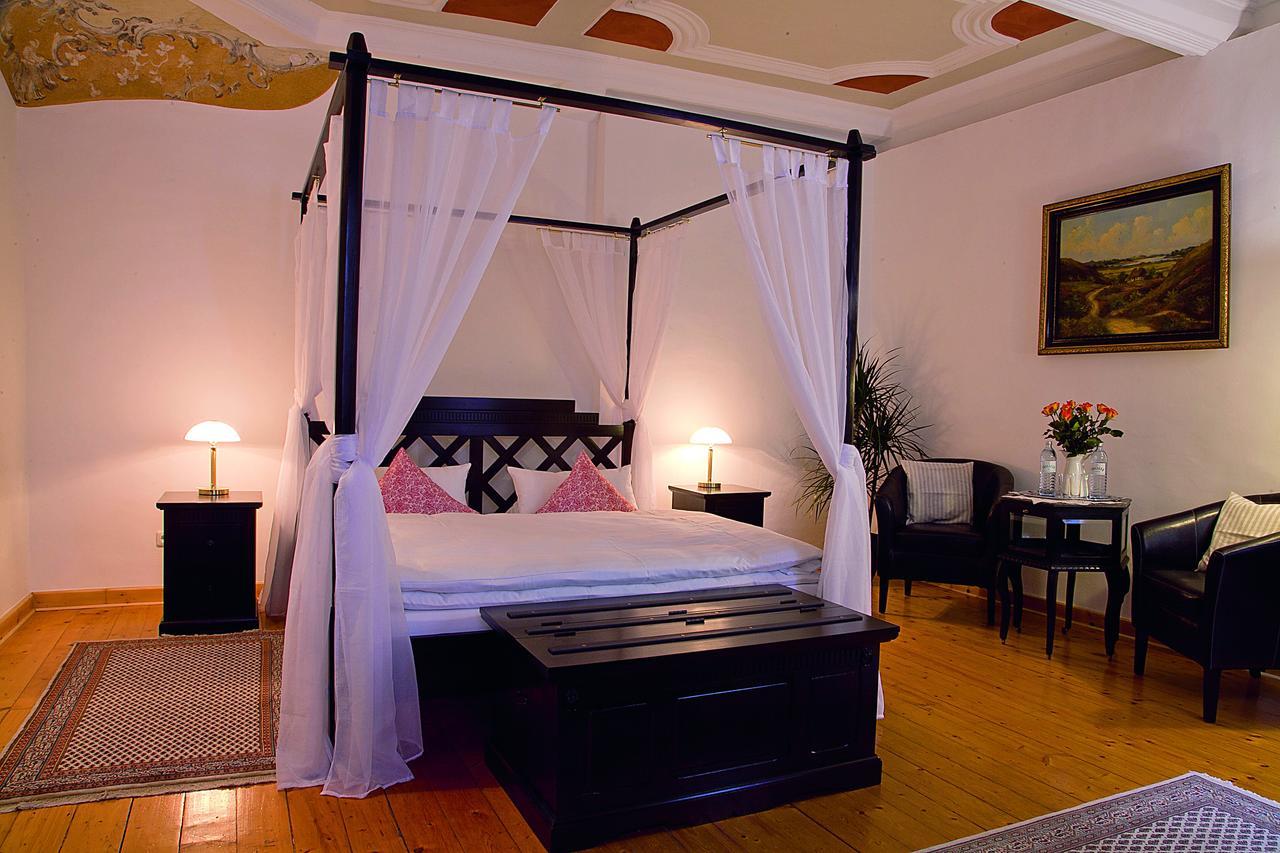 Restaurant Dicker Mann Hotel Zum Blauen Krebs Ρέγκενσμπουργκ Εξωτερικό φωτογραφία